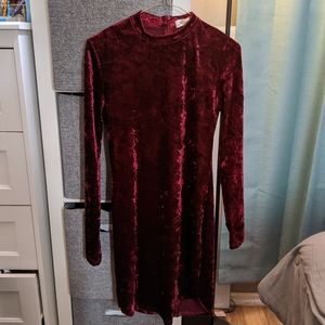 Velvet long sleeve dress